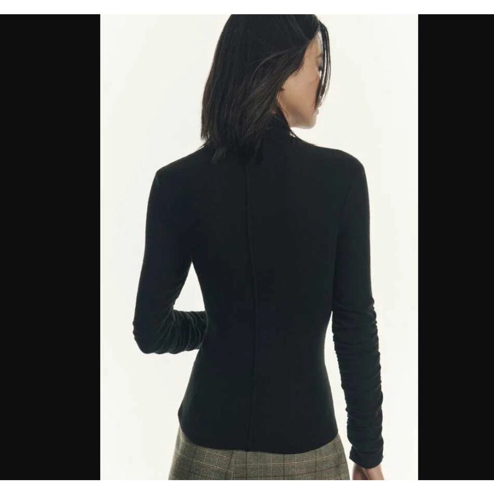 EUC Anthropologie Medium Black Ruched Extra Long Sleeve Turtleneck Women's Top - Picture 2 of 10